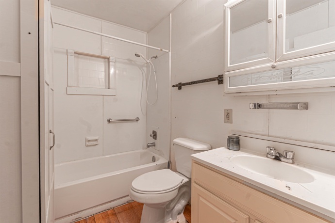 721 Vista, ROCKFORD, Illinois 61102, 3 Bedrooms Bedrooms, ,1 BathroomBathrooms,House,For Sale,Vista,202601147