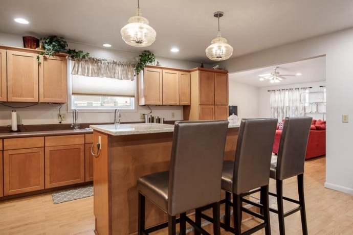 1927 Burton, BELOIT, Wisconsin 53511, 3 Bedrooms Bedrooms, ,1 BathroomBathrooms,House,For Sale,Burton,202601150