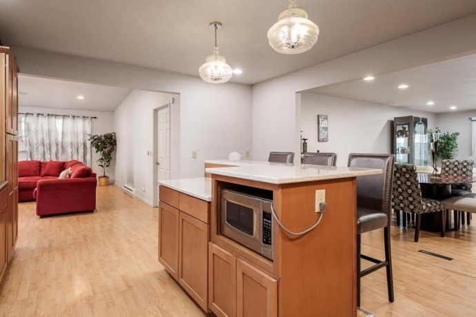 1927 Burton, BELOIT, Wisconsin 53511, 3 Bedrooms Bedrooms, ,1 BathroomBathrooms,House,For Sale,Burton,202601150