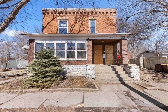 1014 11th, ROCKFORD, Illinois 61104, ,2 Units,For Sale,11th,202601151