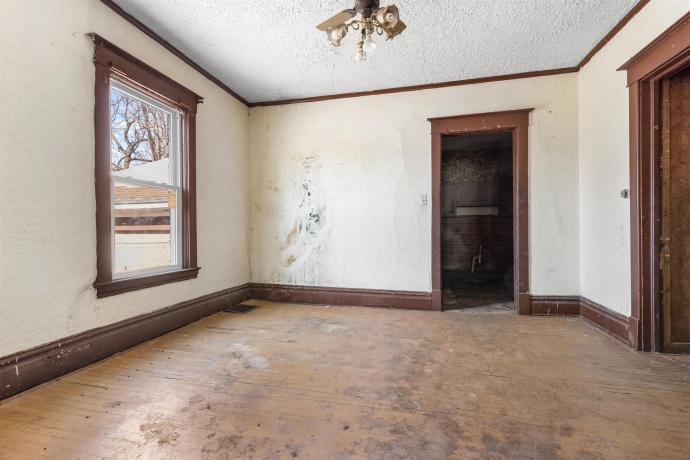 1014 11th, ROCKFORD, Illinois 61104, ,2 Units,For Sale,11th,202601151