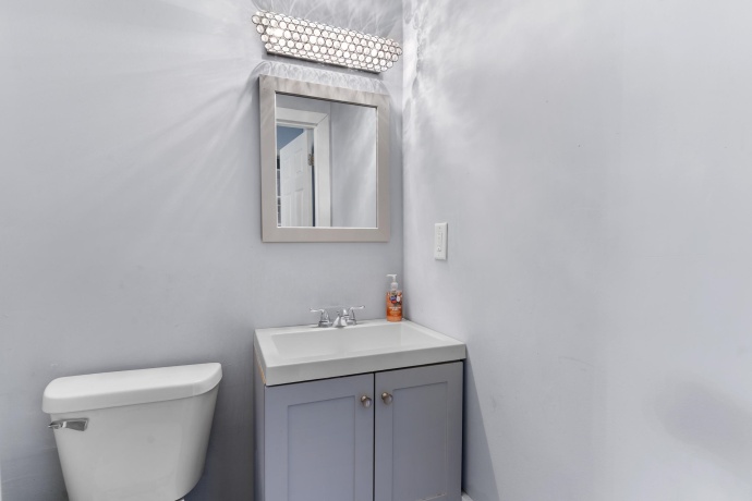 918 mayfair, ROCKFORD, Illinois 61107, 3 Bedrooms Bedrooms, ,1 BathroomBathrooms,House,For Sale,mayfair,202601153