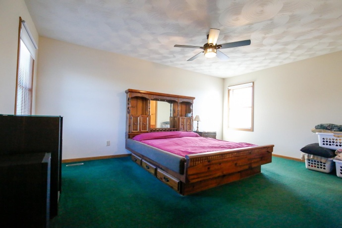 710 Otter Creek, MILLEDGEVILLE, Illinois 61051, 3 Bedrooms Bedrooms, ,2 BathroomsBathrooms,House,For Sale,Otter Creek,202506681