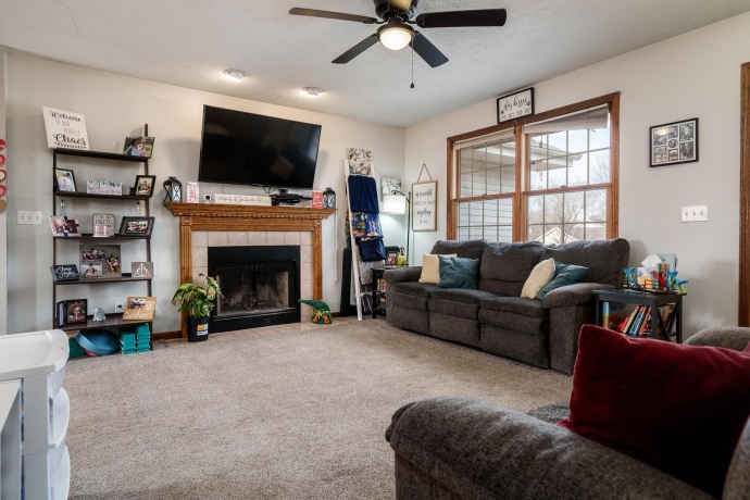 4771 Alexandra, MACHESNEY PARK, Illinois 61115, 3 Bedrooms Bedrooms, ,3 BathroomsBathrooms,House,For Sale,Alexandra,202601154