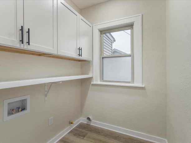 2220 15th, ROCKFORD, Illinois 61104, 2 Bedrooms Bedrooms, ,2 BathroomsBathrooms,House,For Sale,15th,202601158