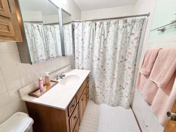 2939 Cannon, ROCKFORD, Illinois 61109, 3 Bedrooms Bedrooms, ,1 BathroomBathrooms,House,For Sale,Cannon,202601107