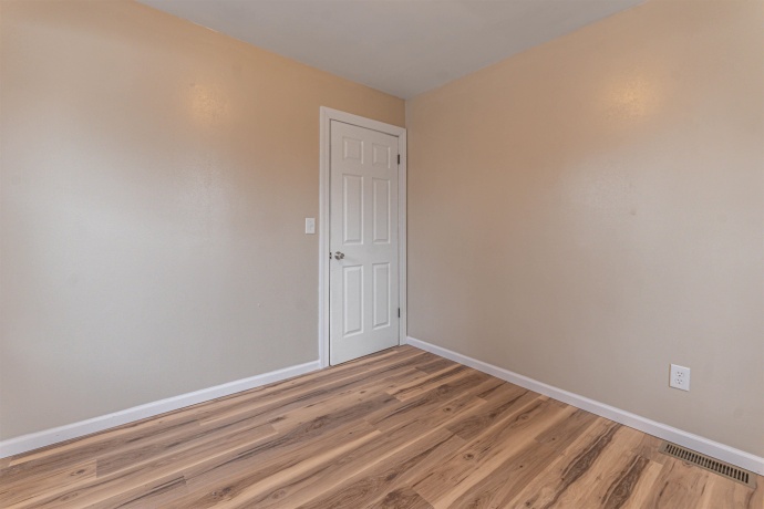 2803 Fairview, ROCKFORD, Illinois 61101, 2 Bedrooms Bedrooms, ,1 BathroomBathrooms,House,For Sale,Fairview,202601159