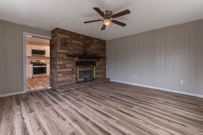 2803 Fairview, ROCKFORD, Illinois 61101, 2 Bedrooms Bedrooms, ,1 BathroomBathrooms,House,For Sale,Fairview,202601159