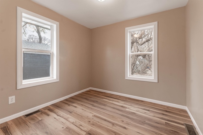 2803 Fairview, ROCKFORD, Illinois 61101, 2 Bedrooms Bedrooms, ,1 BathroomBathrooms,House,For Sale,Fairview,202601159