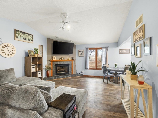 1101 Drexel, LAKE SUMMERSET, Illinois 61019, 3 Bedrooms Bedrooms, ,2 BathroomsBathrooms,House,For Sale,Drexel,202601160