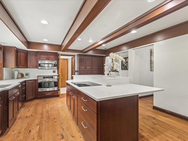 5827 Coachman, ROCKFORD, Illinois 61107, 5 Bedrooms Bedrooms, ,4 BathroomsBathrooms,House,For Sale,Coachman,202601165