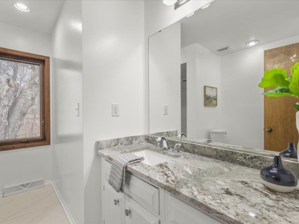 5827 Coachman, ROCKFORD, Illinois 61107, 5 Bedrooms Bedrooms, ,4 BathroomsBathrooms,House,For Sale,Coachman,202601165