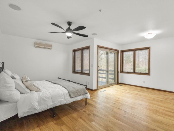 5827 Coachman, ROCKFORD, Illinois 61107, 5 Bedrooms Bedrooms, ,4 BathroomsBathrooms,House,For Sale,Coachman,202601165