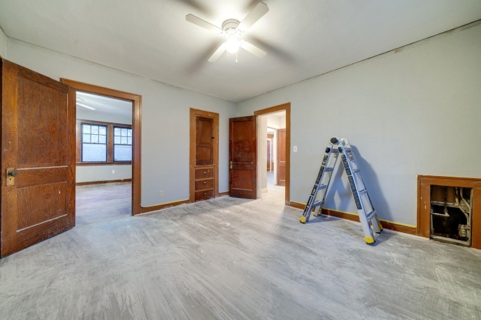 914-916 Winnebago St, ROCKFORD, Illinois 61103, ,2 Units,For Sale,Winnebago St,202601164