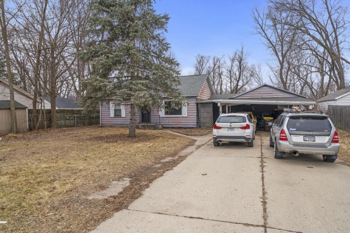 1884 Will James Rd, ROCKFORD, Illinois 61109, 2 Bedrooms Bedrooms, ,1 BathroomBathrooms,House,For Sale,Will James Rd,202601167