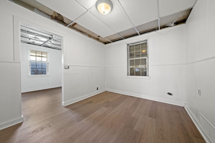 1884 Will James Rd, ROCKFORD, Illinois 61109, 2 Bedrooms Bedrooms, ,1 BathroomBathrooms,House,For Sale,Will James Rd,202601167