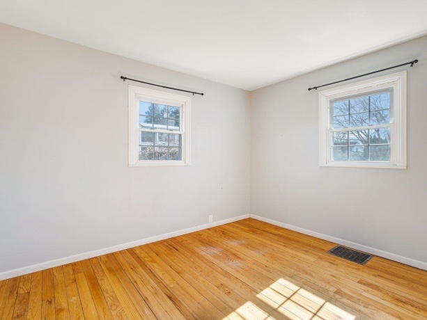 923 Grover, BELVIDERE, Illinois 61008, 3 Bedrooms Bedrooms, ,1 BathroomBathrooms,House,For Sale,Grover,202601169