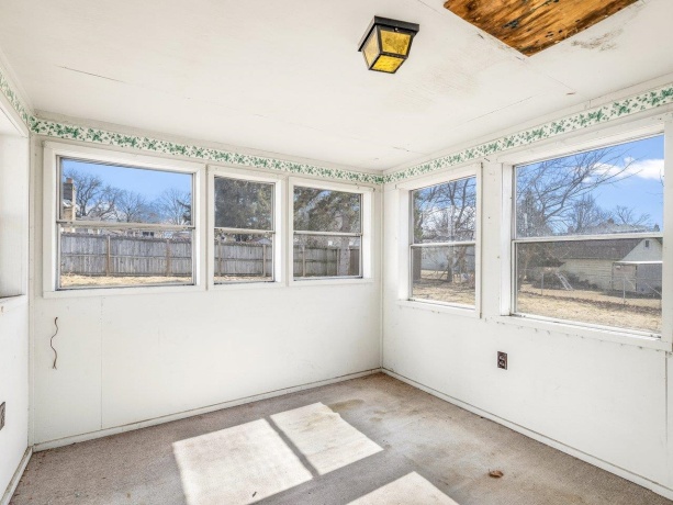 923 Grover, BELVIDERE, Illinois 61008, 3 Bedrooms Bedrooms, ,1 BathroomBathrooms,House,For Sale,Grover,202601169