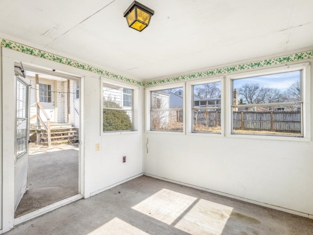 923 Grover, BELVIDERE, Illinois 61008, 3 Bedrooms Bedrooms, ,1 BathroomBathrooms,House,For Sale,Grover,202601169