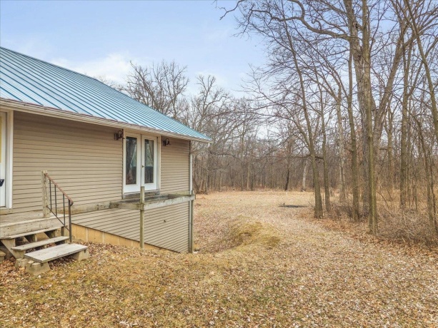 11660 Farm School, DURAND, Illinois 61024, 4 Bedrooms Bedrooms, ,2 BathroomsBathrooms,House,For Sale,Farm School,202601171