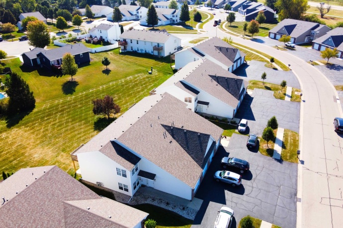 6334 Oakcrest, LOVES PARK, Illinois 61111, 2 Bedrooms Bedrooms, ,2 BathroomsBathrooms,Condominium,For Sale,Oakcrest,202505319