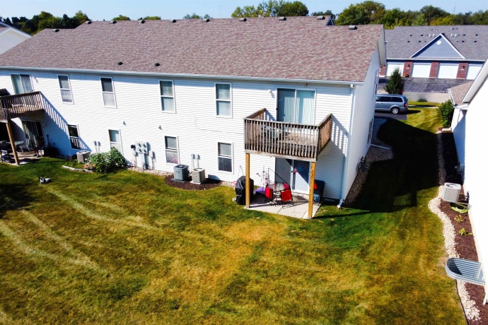 6334 Oakcrest, LOVES PARK, Illinois 61111, 2 Bedrooms Bedrooms, ,2 BathroomsBathrooms,Condominium,For Sale,Oakcrest,202505319