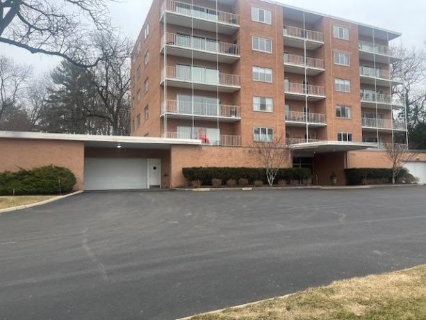 1802 Birchwood Lane #23, ROCKFORD, Illinois 61107, 2 Bedrooms Bedrooms, ,2 BathroomsBathrooms,Condominium,For Sale,Birchwood Lane #23,202601173