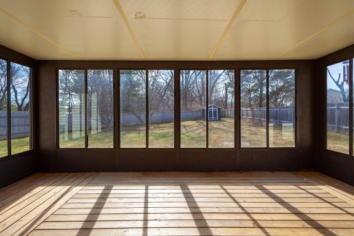 976 Prescott, ROCKFORD, Illinois 61108, 3 Bedrooms Bedrooms, ,2 BathroomsBathrooms,House,For Sale,Prescott,202601178