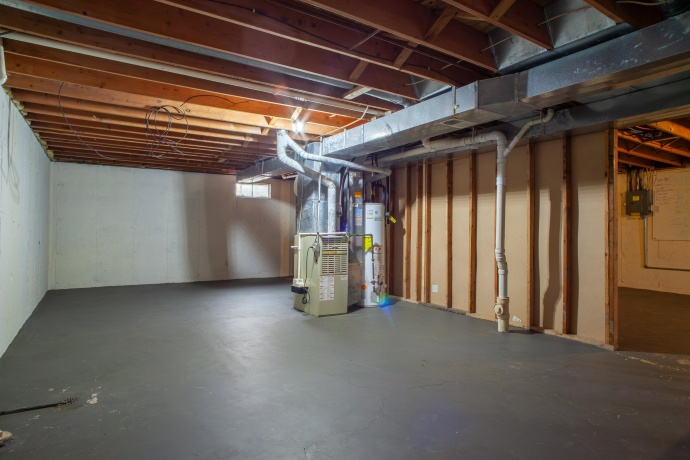 976 Prescott, ROCKFORD, Illinois 61108, 3 Bedrooms Bedrooms, ,2 BathroomsBathrooms,House,For Sale,Prescott,202601178