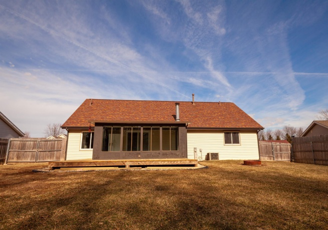 976 Prescott, ROCKFORD, Illinois 61108, 3 Bedrooms Bedrooms, ,2 BathroomsBathrooms,House,For Sale,Prescott,202601178