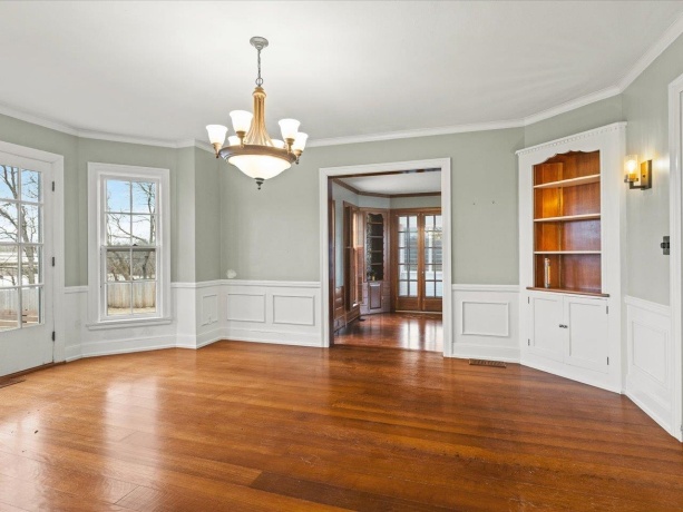 2014 Glenview, ROCKFORD, Illinois 61107, 5 Bedrooms Bedrooms, ,4 BathroomsBathrooms,House,For Sale,Glenview,202601179