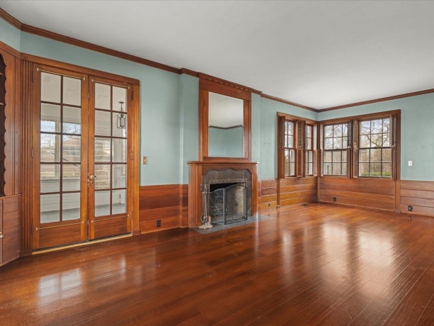 2014 Glenview, ROCKFORD, Illinois 61107, 5 Bedrooms Bedrooms, ,4 BathroomsBathrooms,House,For Sale,Glenview,202601179