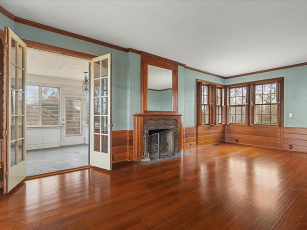 2014 Glenview, ROCKFORD, Illinois 61107, 5 Bedrooms Bedrooms, ,4 BathroomsBathrooms,House,For Sale,Glenview,202601179