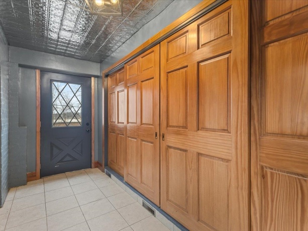 2014 Glenview, ROCKFORD, Illinois 61107, 5 Bedrooms Bedrooms, ,4 BathroomsBathrooms,House,For Sale,Glenview,202601179