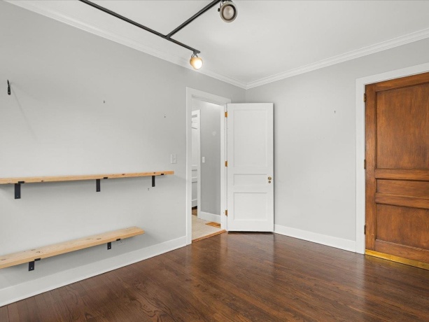 2014 Glenview, ROCKFORD, Illinois 61107, 5 Bedrooms Bedrooms, ,4 BathroomsBathrooms,House,For Sale,Glenview,202601179