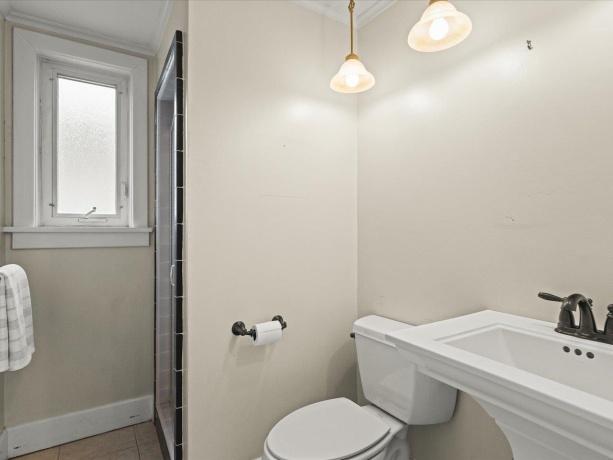 2014 Glenview, ROCKFORD, Illinois 61107, 5 Bedrooms Bedrooms, ,4 BathroomsBathrooms,House,For Sale,Glenview,202601179