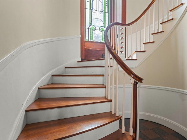 2014 Glenview, ROCKFORD, Illinois 61107, 5 Bedrooms Bedrooms, ,4 BathroomsBathrooms,House,For Sale,Glenview,202601179