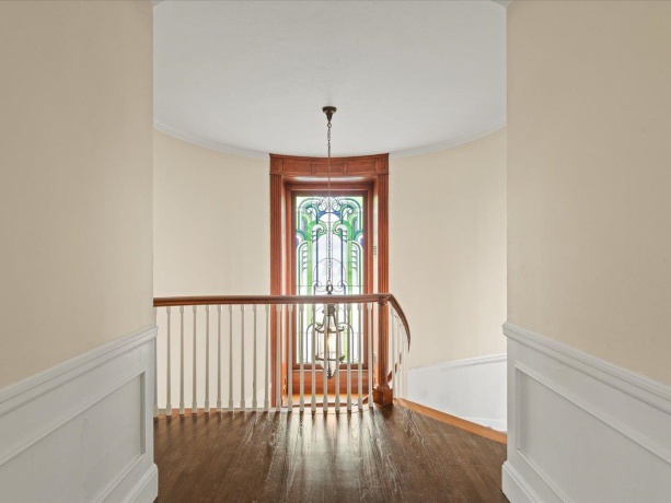 2014 Glenview, ROCKFORD, Illinois 61107, 5 Bedrooms Bedrooms, ,4 BathroomsBathrooms,House,For Sale,Glenview,202601179