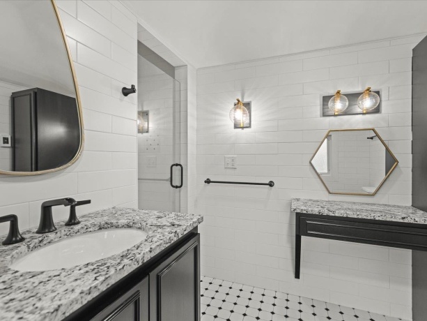 2014 Glenview, ROCKFORD, Illinois 61107, 5 Bedrooms Bedrooms, ,4 BathroomsBathrooms,House,For Sale,Glenview,202601179