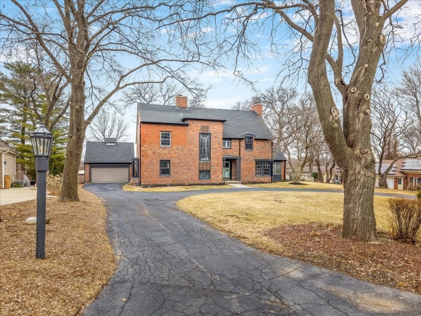 2014 Glenview, ROCKFORD, Illinois 61107, 5 Bedrooms Bedrooms, ,4 BathroomsBathrooms,House,For Sale,Glenview,202601179