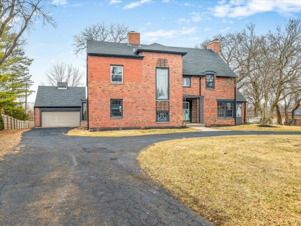 2014 Glenview, ROCKFORD, Illinois 61107, 5 Bedrooms Bedrooms, ,4 BathroomsBathrooms,House,For Sale,Glenview,202601179