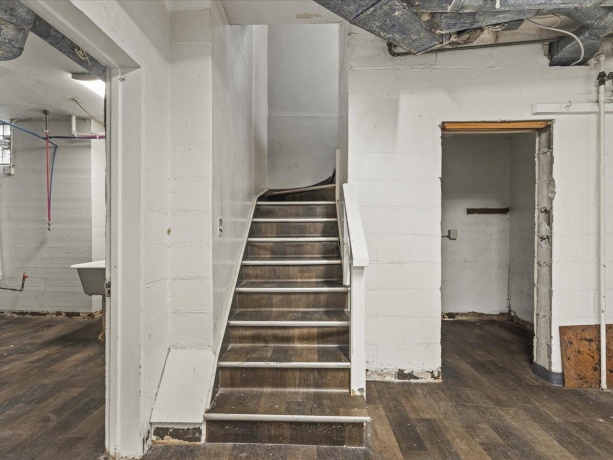 2014 Glenview, ROCKFORD, Illinois 61107, 5 Bedrooms Bedrooms, ,4 BathroomsBathrooms,House,For Sale,Glenview,202601179