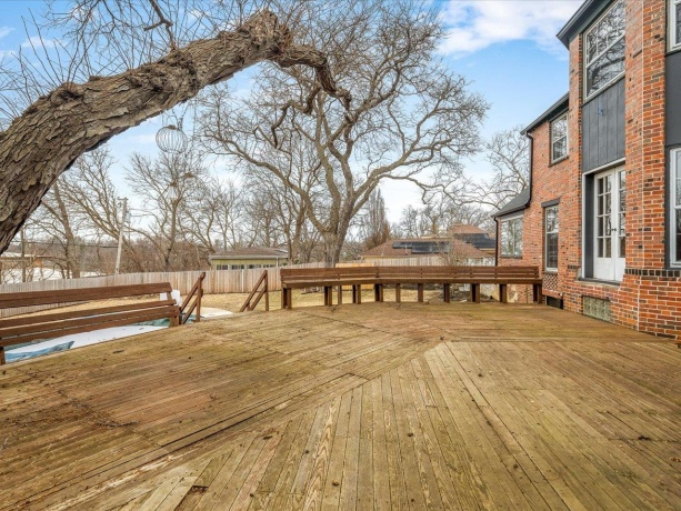 2014 Glenview, ROCKFORD, Illinois 61107, 5 Bedrooms Bedrooms, ,4 BathroomsBathrooms,House,For Sale,Glenview,202601179