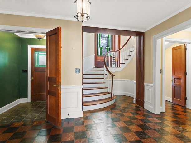 2014 Glenview, ROCKFORD, Illinois 61107, 5 Bedrooms Bedrooms, ,4 BathroomsBathrooms,House,For Sale,Glenview,202601179