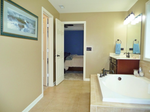 11471 Fitzgerald Lane, HUNTLEY, Illinois 60142, 4 Bedrooms Bedrooms, ,2 BathroomsBathrooms,House,For Sale,Fitzgerald Lane,202601181