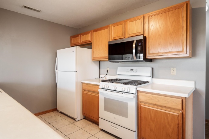 13000 PRIMROSE PL #D, POPLAR GROVE, Illinois 61065, 2 Bedrooms Bedrooms, ,2 BathroomsBathrooms,Condominium,For Sale,PRIMROSE PL #D,202601180