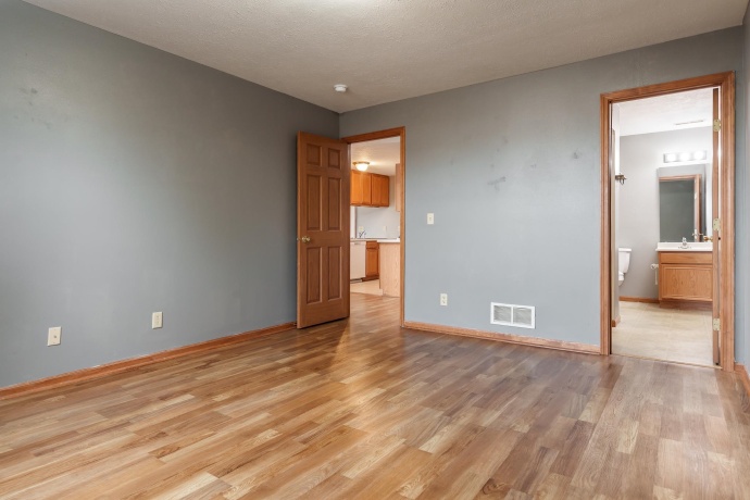 13000 PRIMROSE PL #D, POPLAR GROVE, Illinois 61065, 2 Bedrooms Bedrooms, ,2 BathroomsBathrooms,Condominium,For Sale,PRIMROSE PL #D,202601180