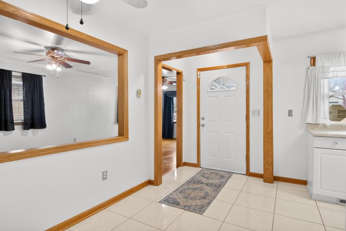 719 Parkside, ROCKFORD, Illinois 61108, 3 Bedrooms Bedrooms, ,2 BathroomsBathrooms,House,For Sale,Parkside,202601182