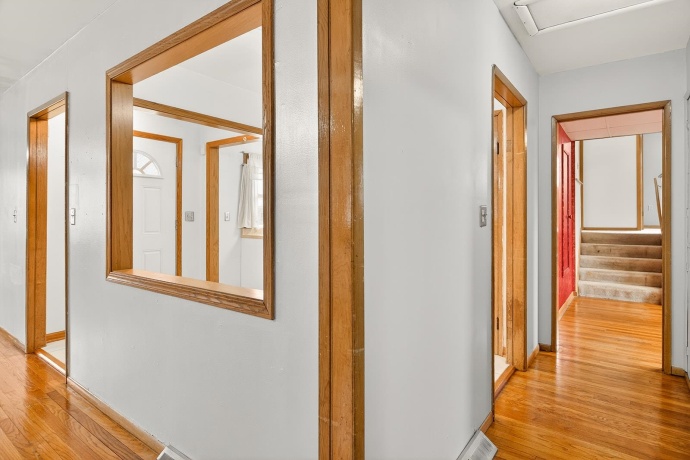 719 Parkside, ROCKFORD, Illinois 61108, 3 Bedrooms Bedrooms, ,2 BathroomsBathrooms,House,For Sale,Parkside,202601182