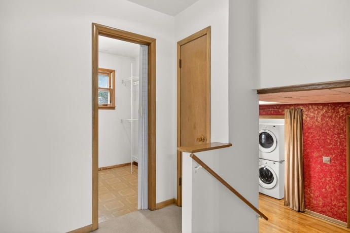 719 Parkside, ROCKFORD, Illinois 61108, 3 Bedrooms Bedrooms, ,2 BathroomsBathrooms,House,For Sale,Parkside,202601182